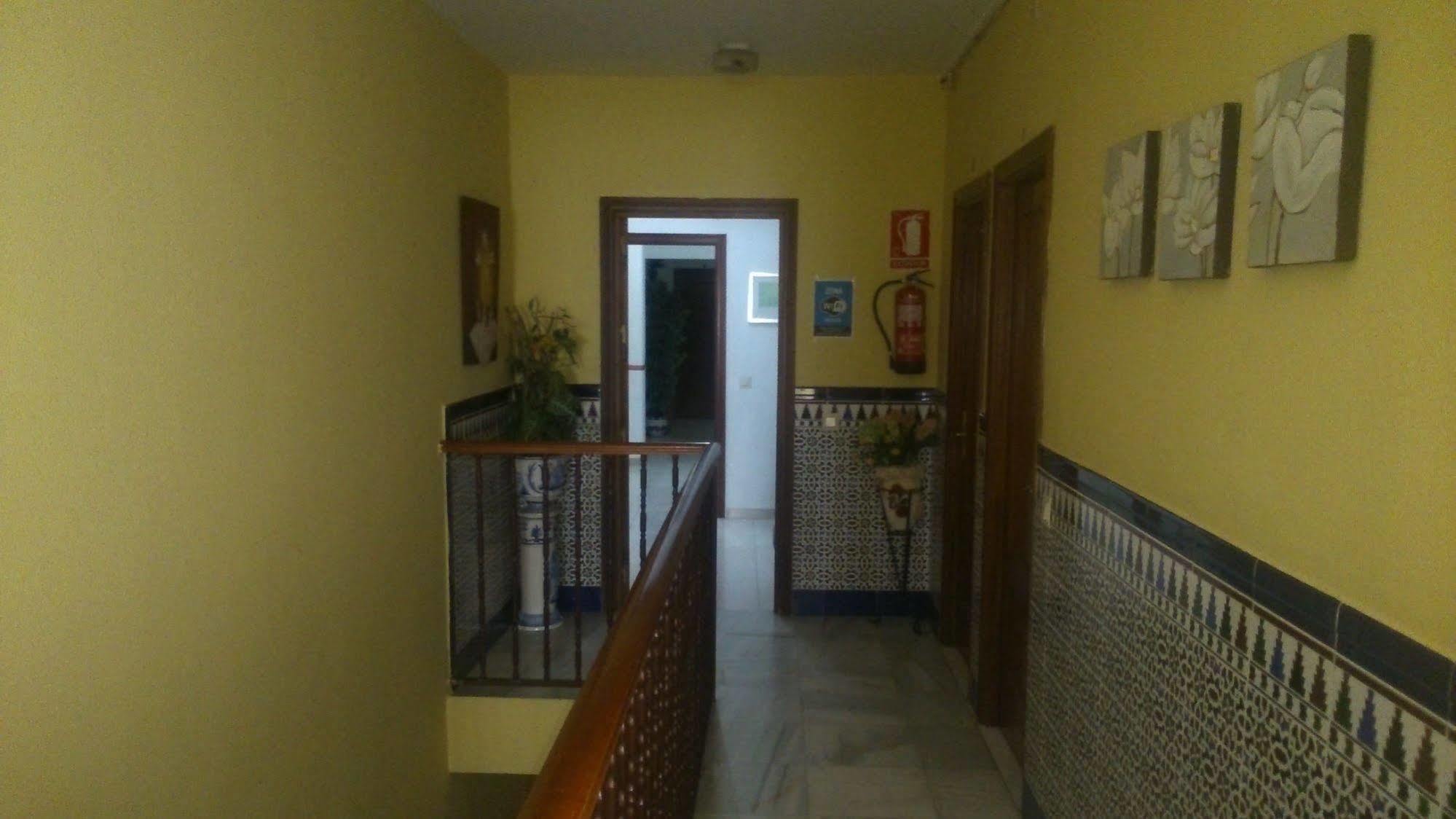 Hostal Virgen Del Rocio Ronda Extérieur photo