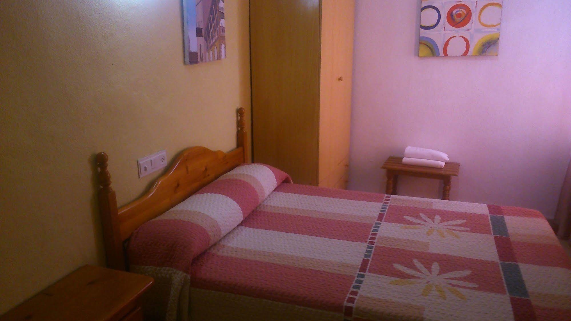Hostal Virgen Del Rocio Ronda Extérieur photo
