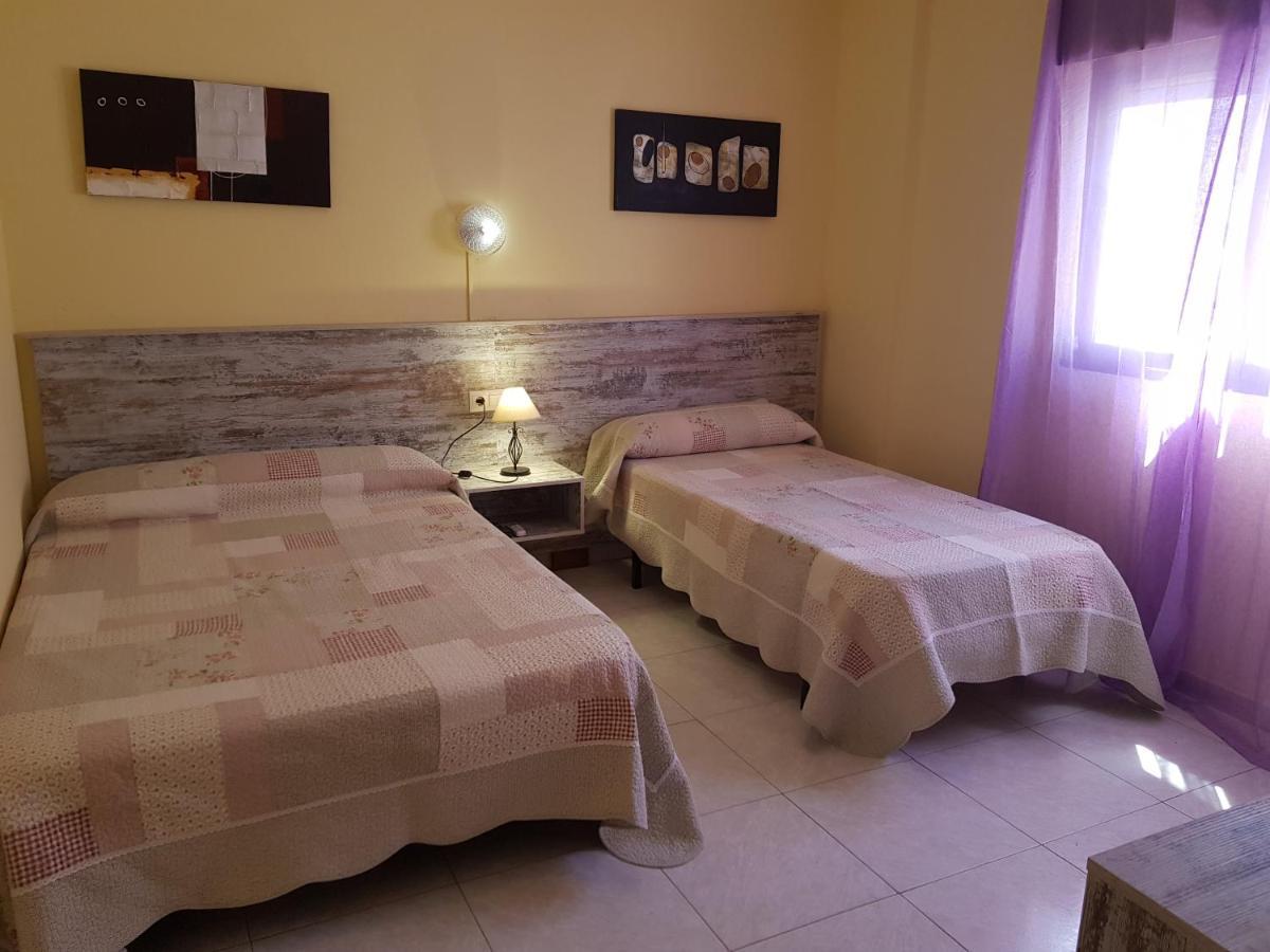 Hostal Virgen Del Rocio Ronda Extérieur photo