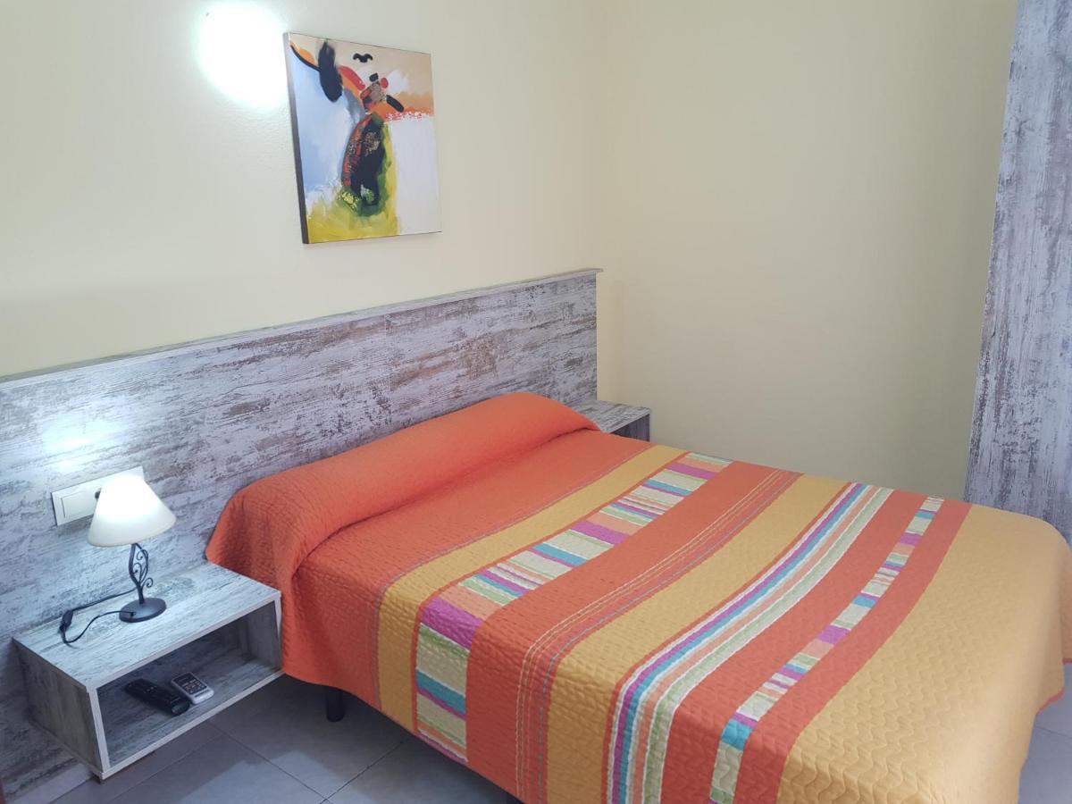 Hostal Virgen Del Rocio Ronda Extérieur photo