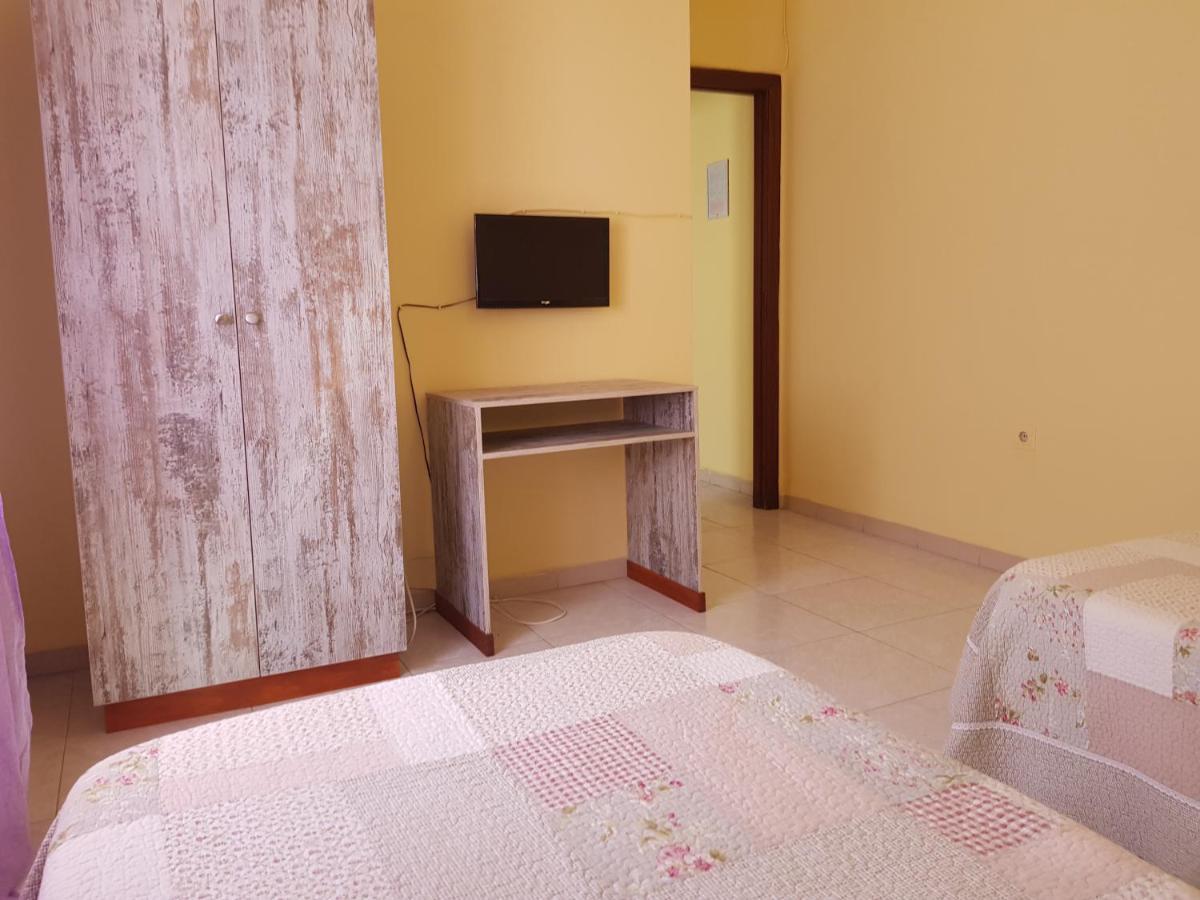 Hostal Virgen Del Rocio Ronda Extérieur photo